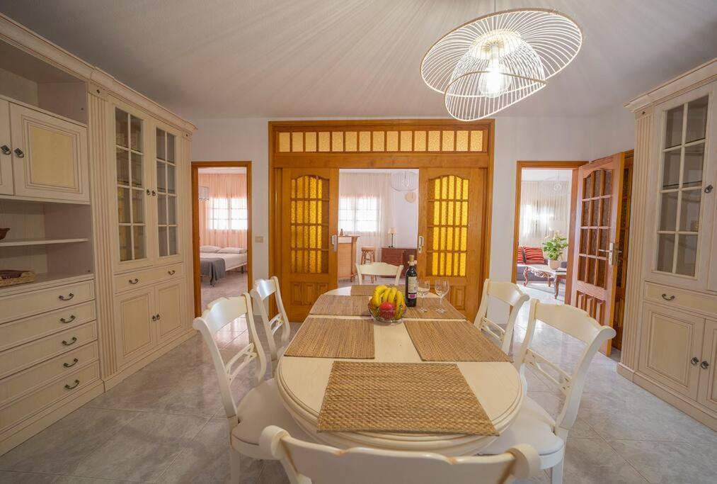 Villa Teram アラヘロ エクステリア 写真
